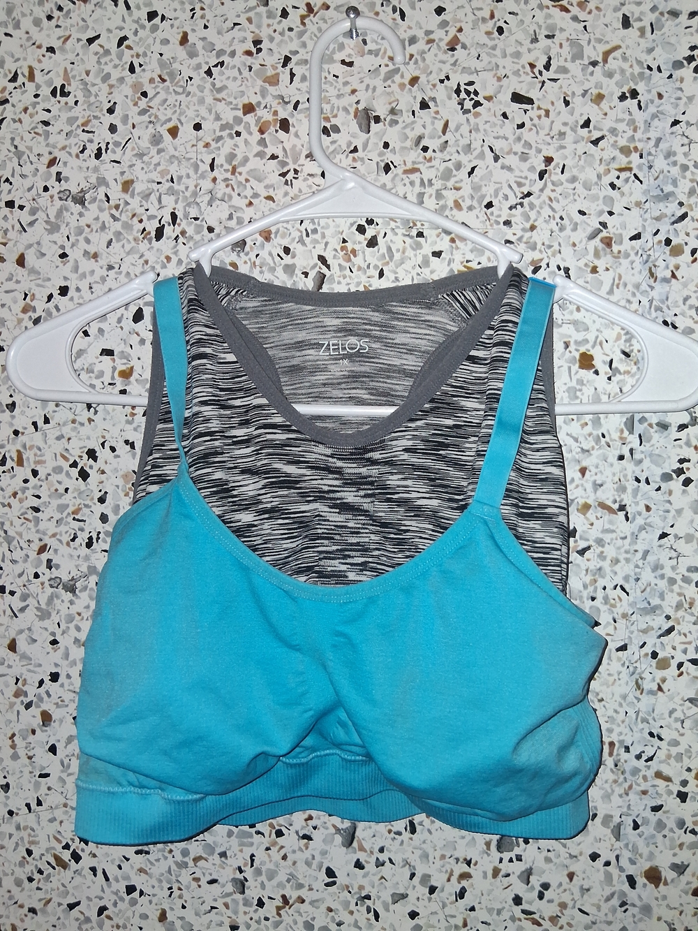 ZELOS Teal Scoop-Neck Sports Bralette with Grey Layer